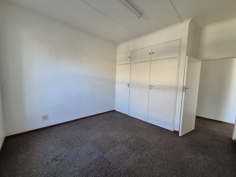 2 Bedroom Property for Sale in Worcester Western Cape